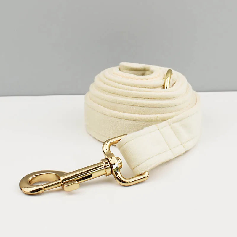 Milky White Velvet Collar & Leash