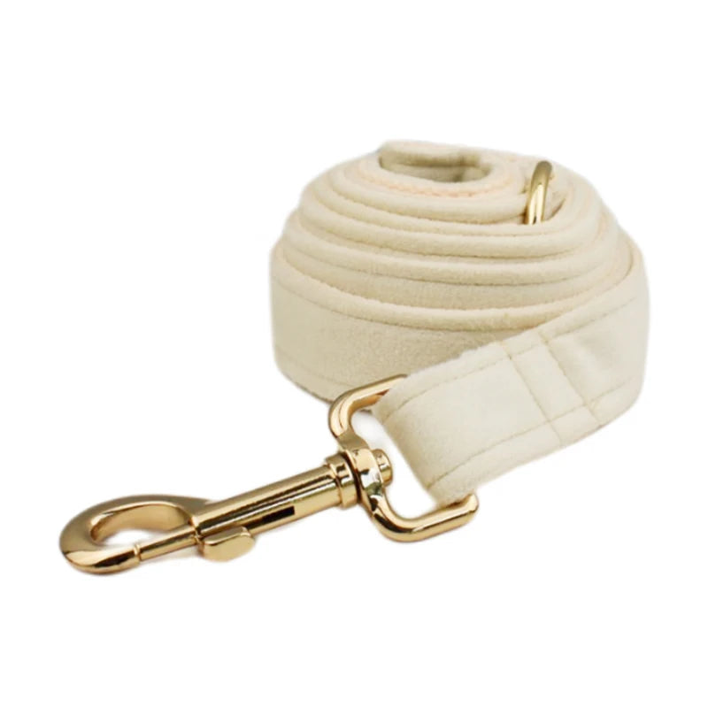 Milky White Velvet Collar & Leash